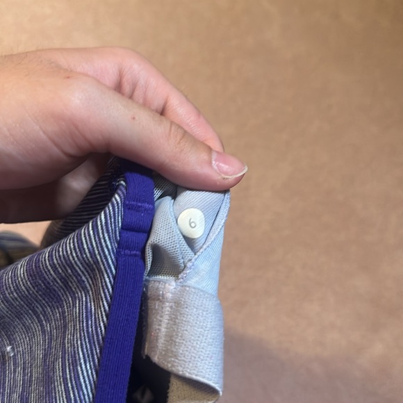 Lululemon Racerback Tanktop Padded Built In Bra - Picture 5 of 5